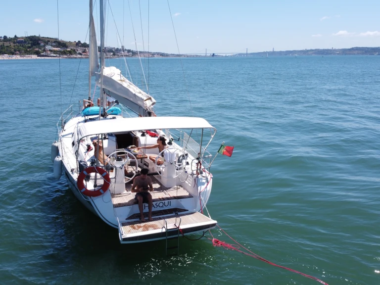 Sailboat rental in Lisbon - Bavaria Bavaria 40 Cruiser