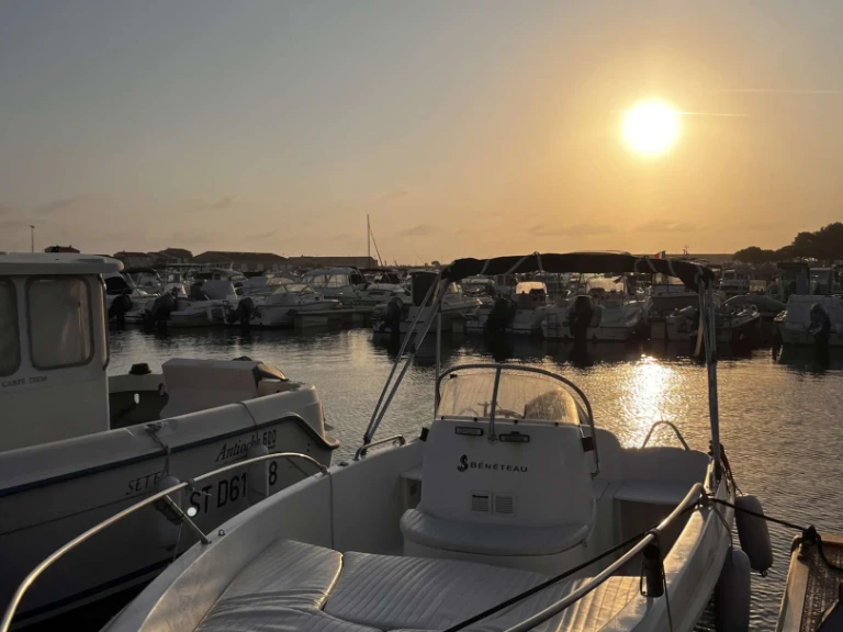 Boat rental Bénéteau Flyer 500 Open in France on Samboat