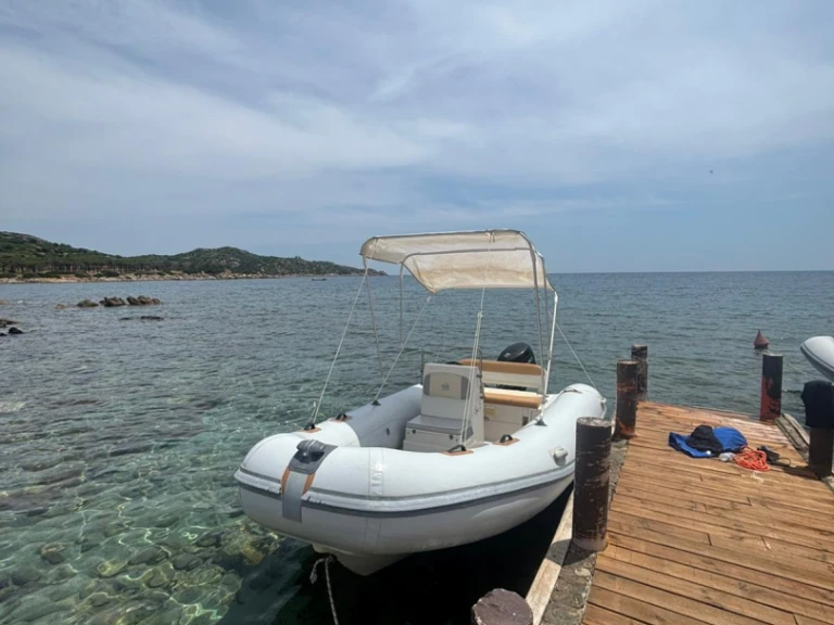 Bsc BSC 46 in Costa Rei on SamBoat