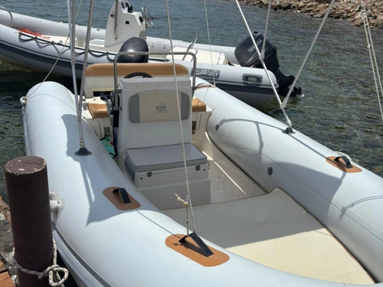Yacht charter Costa Rei cheap BSC 46