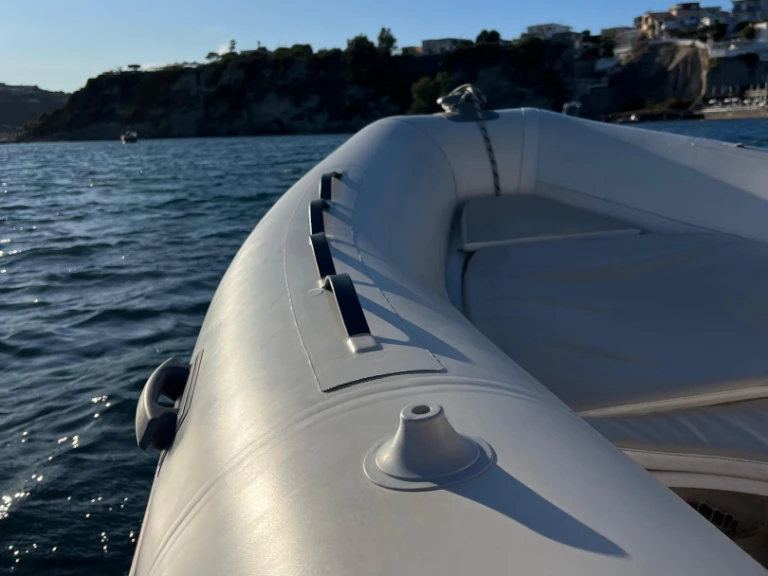 Yacht charter Torre Annunziata cheap Valiant 550 Classic