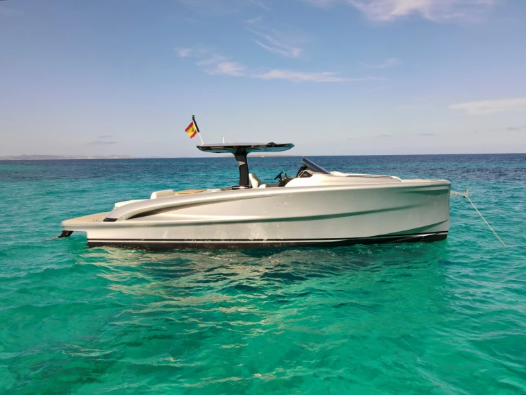 Motorboat rental in Spain - Solaris Power Solaris Power Open 40