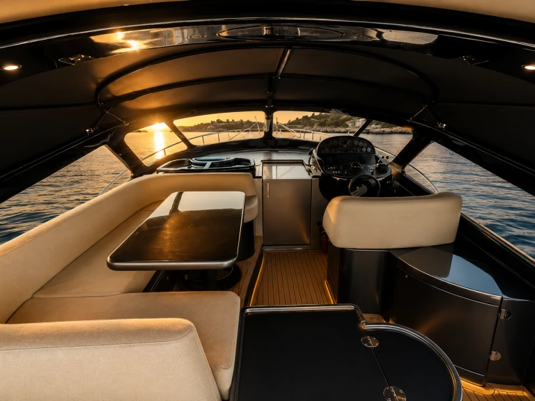 Motorboat for rent Cannigione at the best price