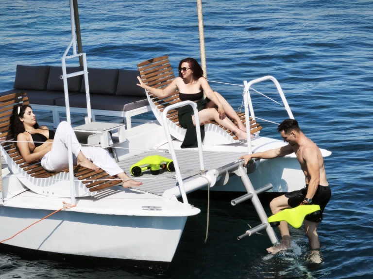 Boat rental Capados Catabarge in Golfe-Juan on Samboat