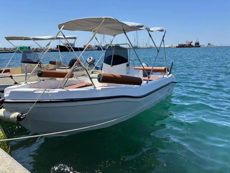 Bareboat Rental Motorboat Athrakiboats with a boat licence
