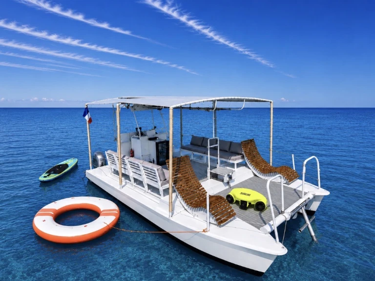 Capados Catabarge in Golfe-Juan on SamBoat