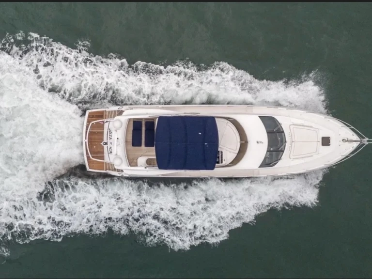 Rent a Sunseeker Manhattan 80 Miami
