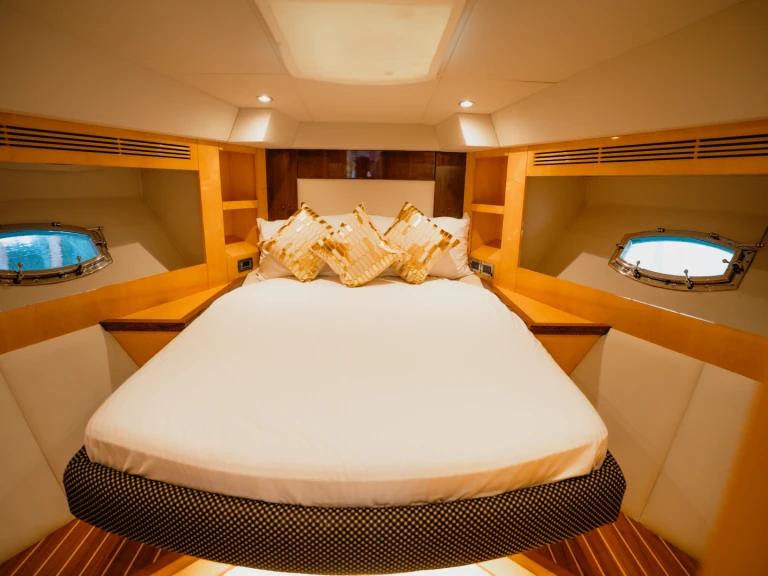 Yacht charter Dubai Marina cheap Luxury Motor Yacht X3