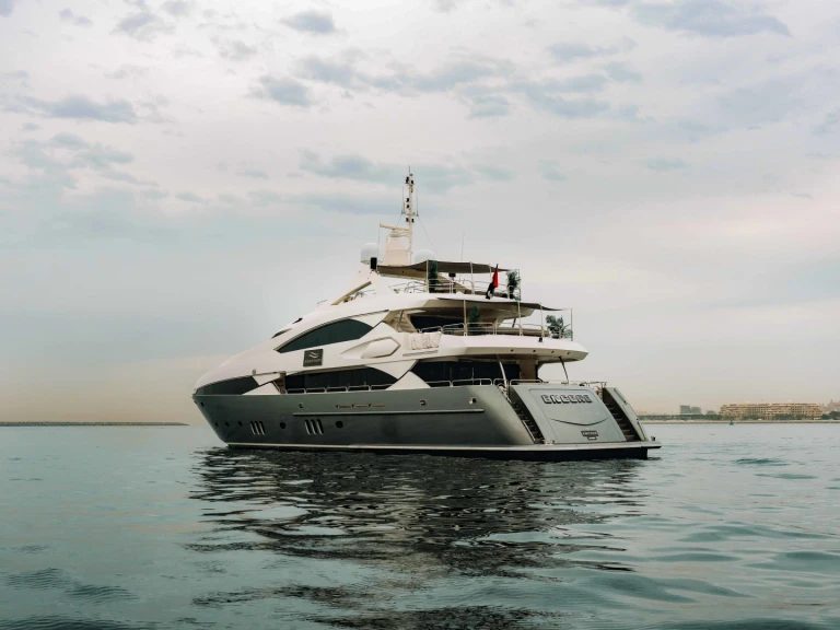 Yacht charter Dubai Marina cheap Sunseeker 40 Luxury MY