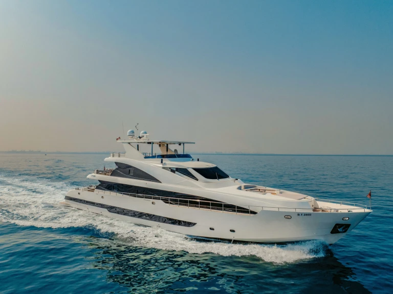 Luxury Yacht for rent Dubai Marina at the best price