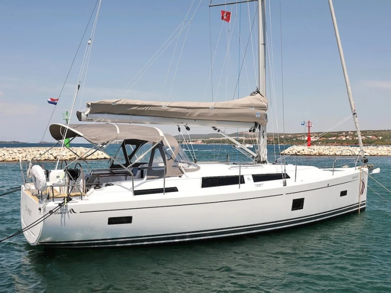 Hanse Hanse 388 in Seget Donji on SamBoat