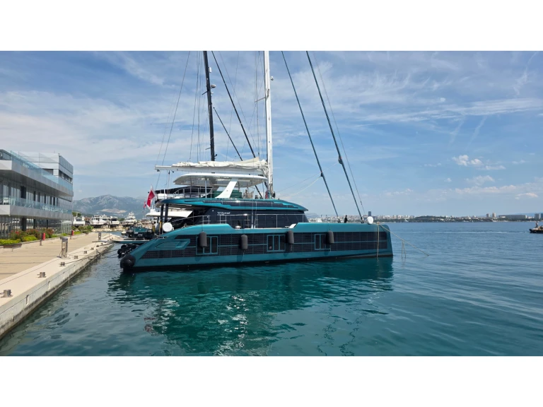 Yacht charter Kaštel Gomilica cheap Sunreef 70 Eco