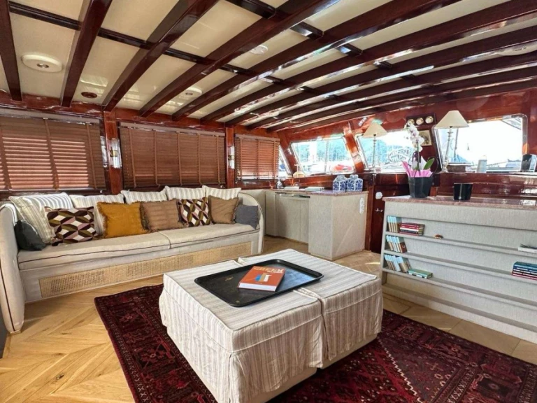 Bareboat Rental Luxury Yacht Etemoglu Boatyard with a boat licence