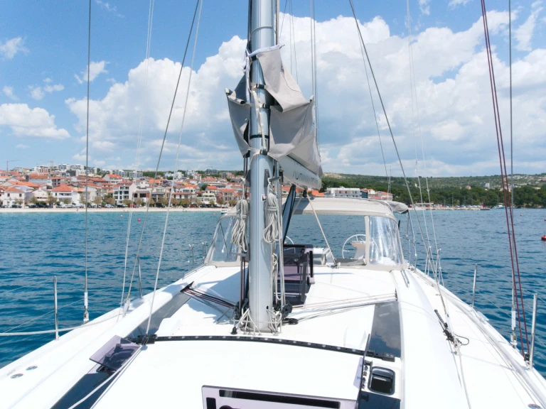Sailboat rental with or without captain Bénéteau Primošten