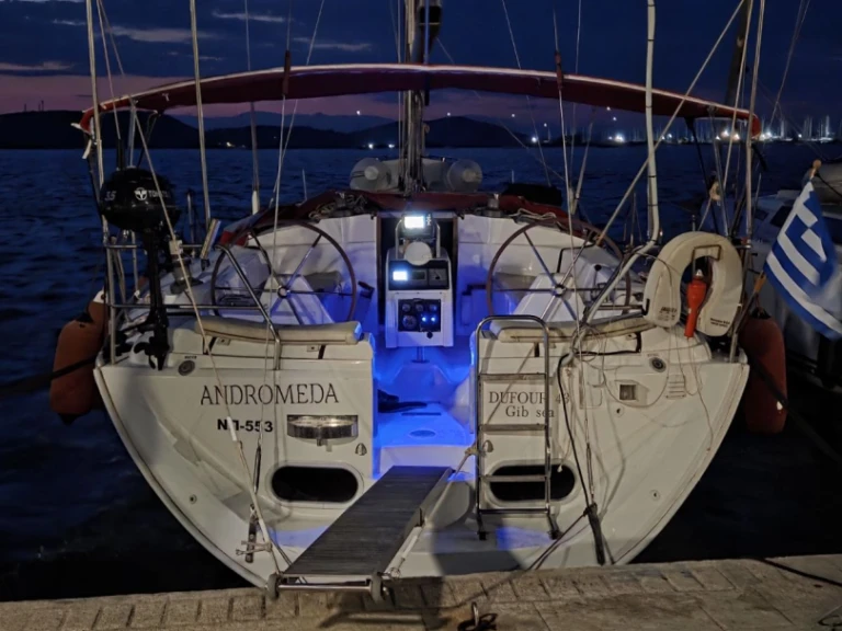 Dufour Dufour Gib Sea 43 charter bareboat or captained in  Préveza