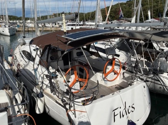 Bareboat Rental Sailboat Elan with a boat licence