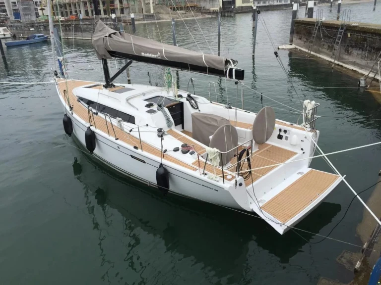 Dehler Dehler 38 charter bareboat or captained in  Marseille