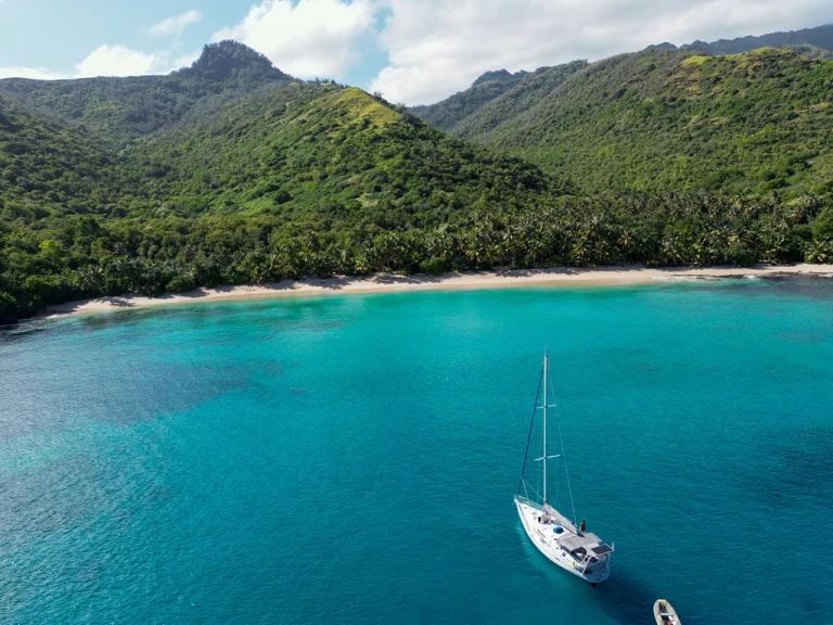Bénéteau Oceanis 430 charter bareboat or captained in  Taiohae