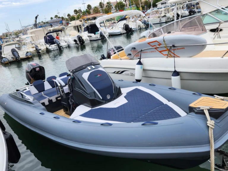 RIB for rent Lège-Cap-Ferret at the best price