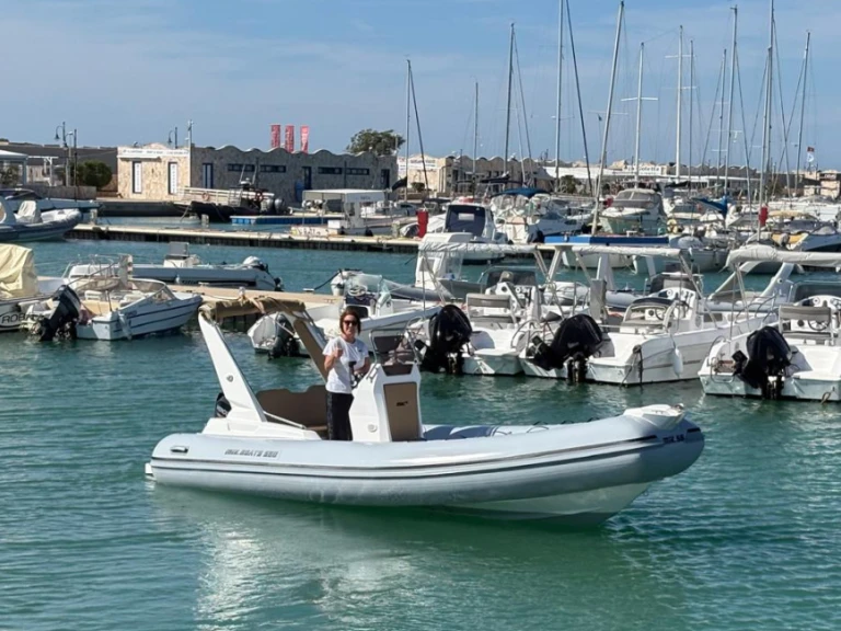 RIB for rent Vieste at the best price