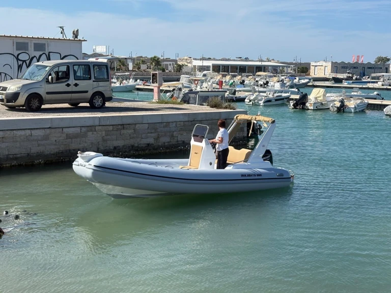 Boat rental Micucci Mik Boat 560 in Vieste on Samboat