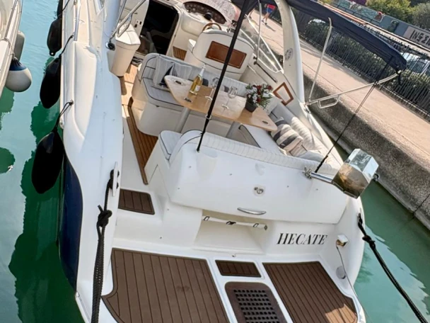 Motorboat rental with or without captain Airon Saint-Laurent-du-Var