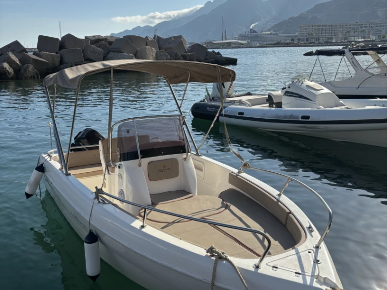 Bareboat Rental Motorboat Allegra Boats with a boat licence