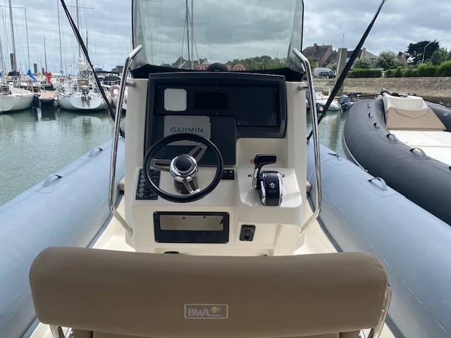 Rent a Bwa Sport 26 GTO La Trinité-sur-Mer