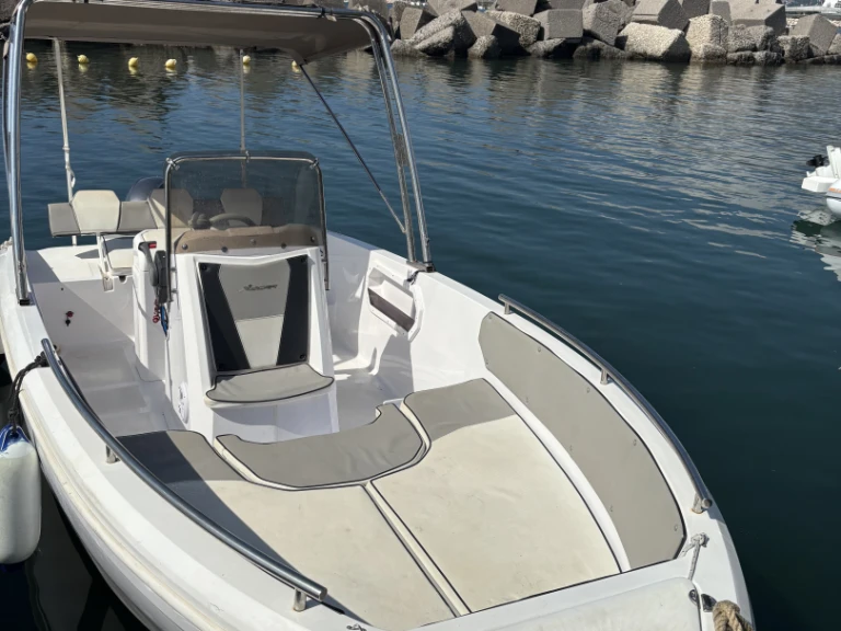 Motorboat rental in Salerno - Next Next