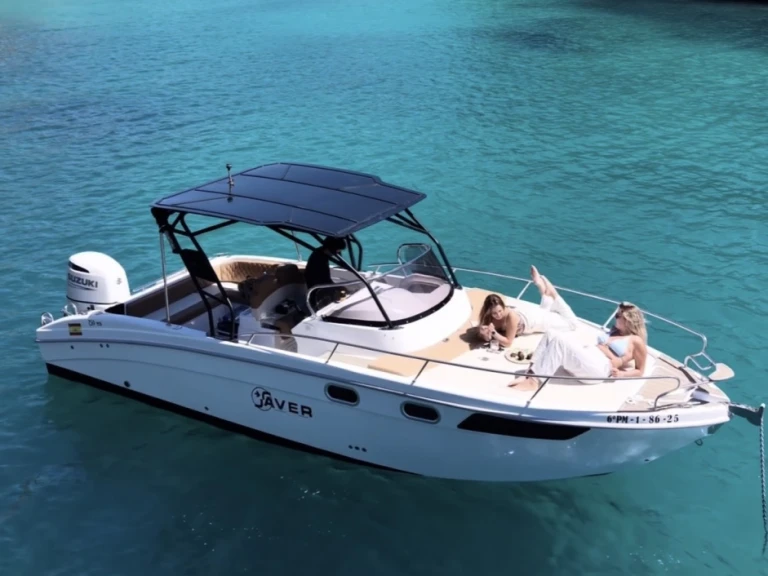 Saver 750 WA charter bareboat or captained in  s'Estanyol