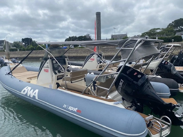 Boat rental Bwa Sport 26 GTO in La Trinité-sur-Mer on Samboat
