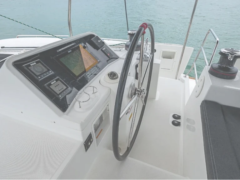 Catamaran rental in Key West - Lagoon 450F