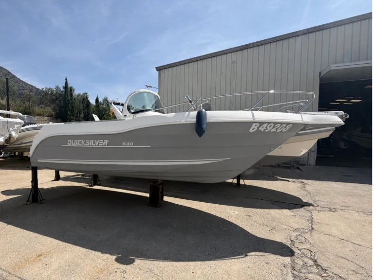 Motorboat rental in Empuriabrava - Quicksilver Quicksilver 630 Commander