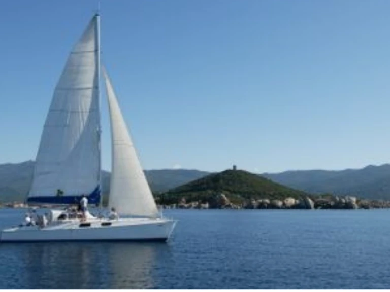 Bareboat Rental Catamaran Fountaine Pajot with a boat licence