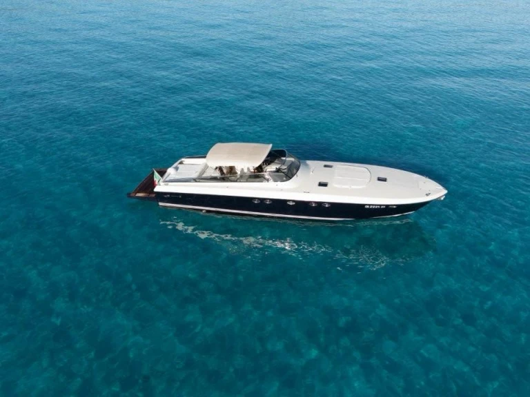 Boat rental Itama Itama Fifty Five in Porto Rotondo on Samboat