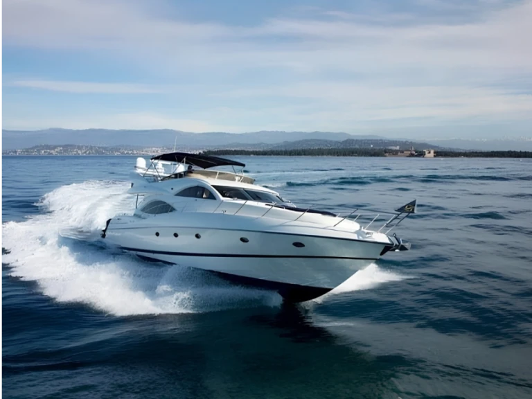 Luxury Yacht rental with or without captain Sunseeker Agropoli