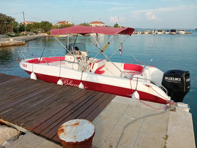 tancredi Blumax 21 charter bareboat or captained in  Medulin