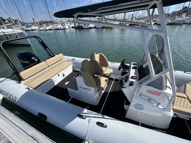 RIB for rent La Trinité-sur-Mer at the best price