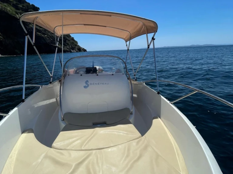 Bénéteau Flyer 550 Open in Roses on SamBoat