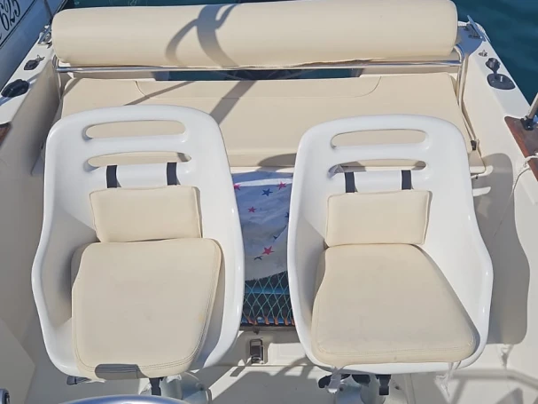 Rent a Jeanneau Cap Camarat 515 Style Mandelieu-la-Napoule