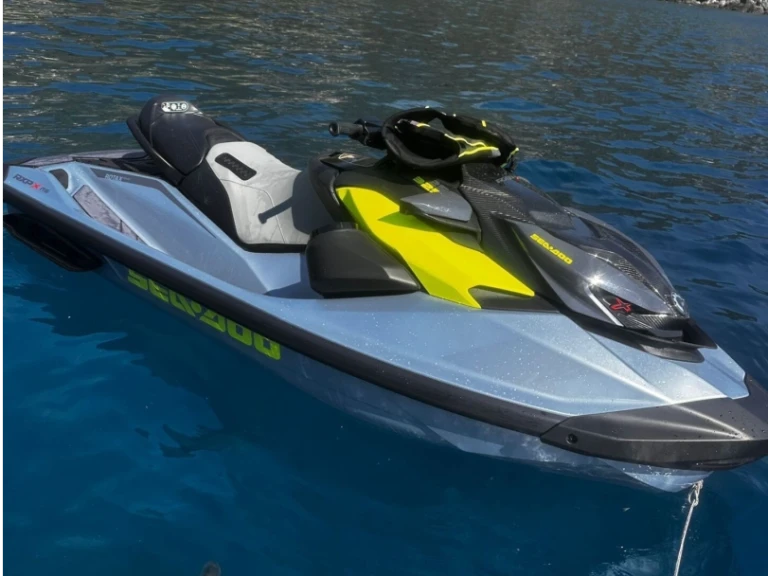 Sea-Doo RXT-X RS 325 charter bareboat or captained in  Capri