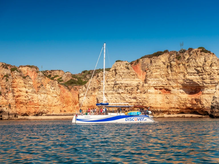Yacht charter Marina de Lagos cheap custom