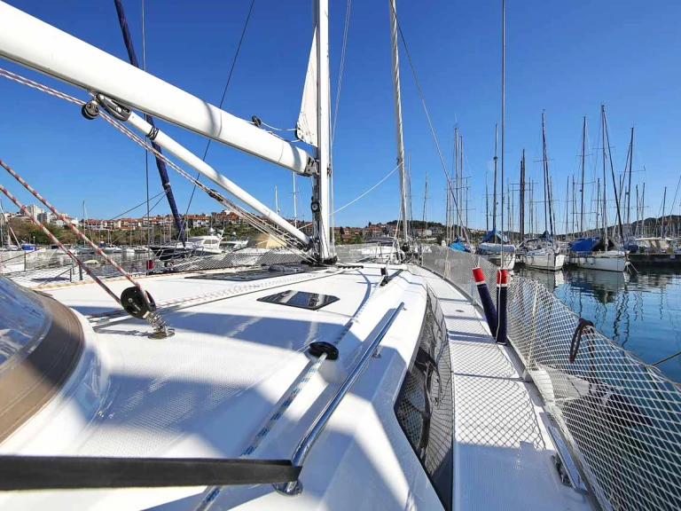 Bavaria Cruiser 46 in Pula on SamBoat