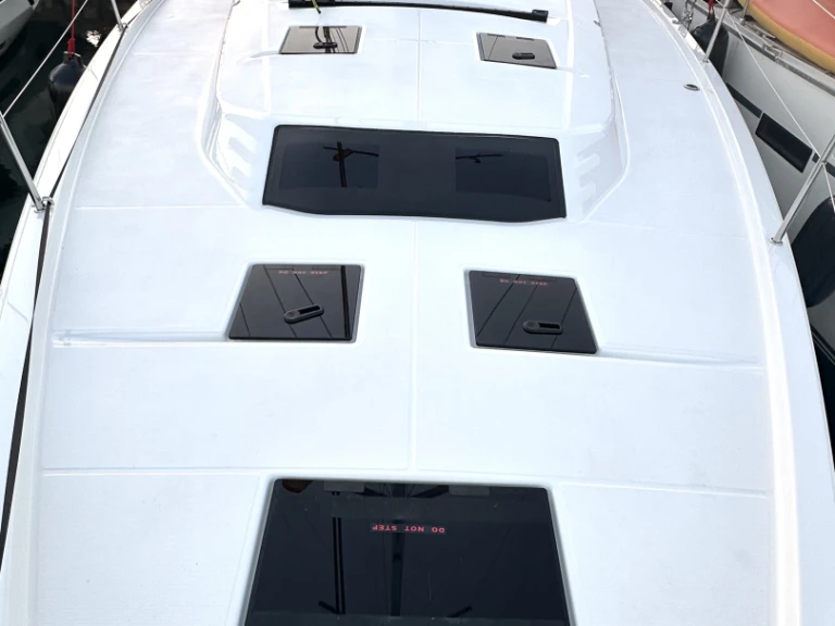 Bareboat Rental Sailboat Dufour with a boat licence