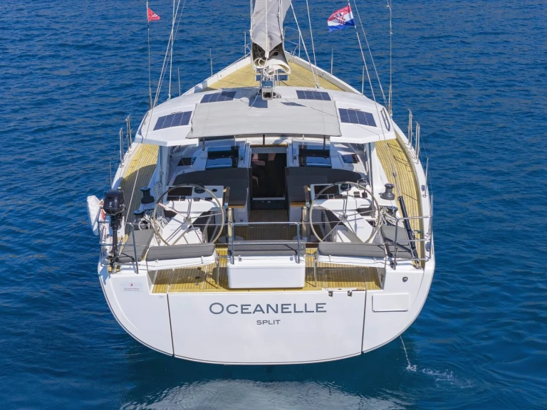 Bareboat Rental Sailboat Hanse with a boat licence