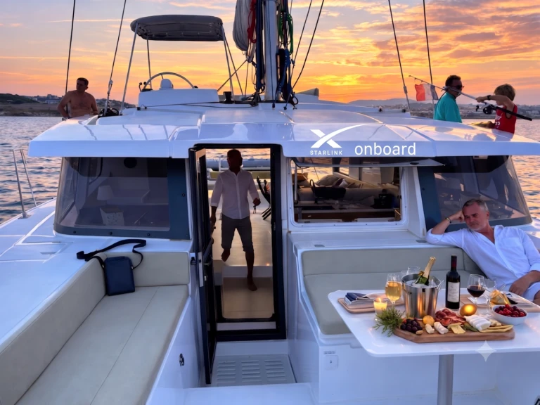 Catamaran rental in Cannes - Bali Bali 4.2