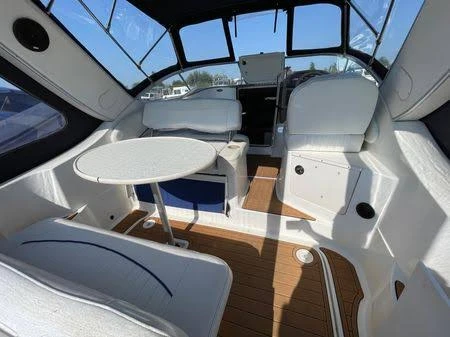 Bayliner Bayliner 285 Cruiser charter bareboat or captained in  Nice