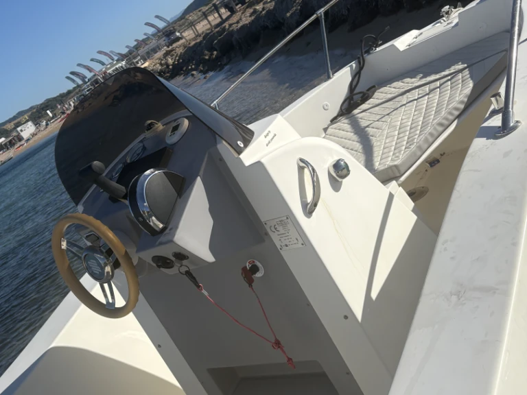 Yacht charter Palau cheap Ventone 19