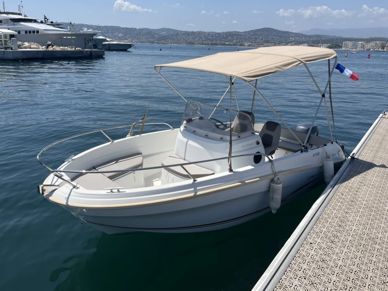 Motorboat rental with or without captain Jeanneau Antibes