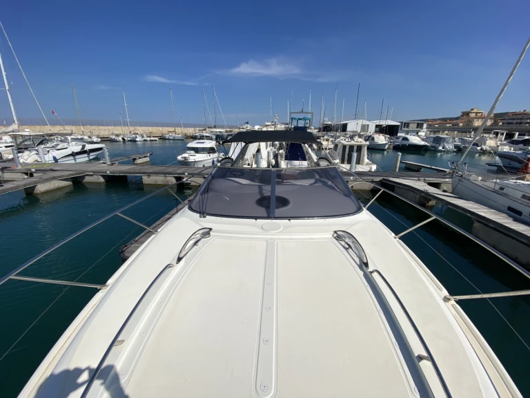 Rent a Gobbi Atlantis 425 SC San Vincenzo